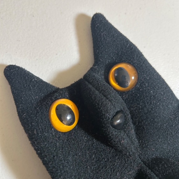 Black Cat Fleece knit hat - Picture 6 of 7